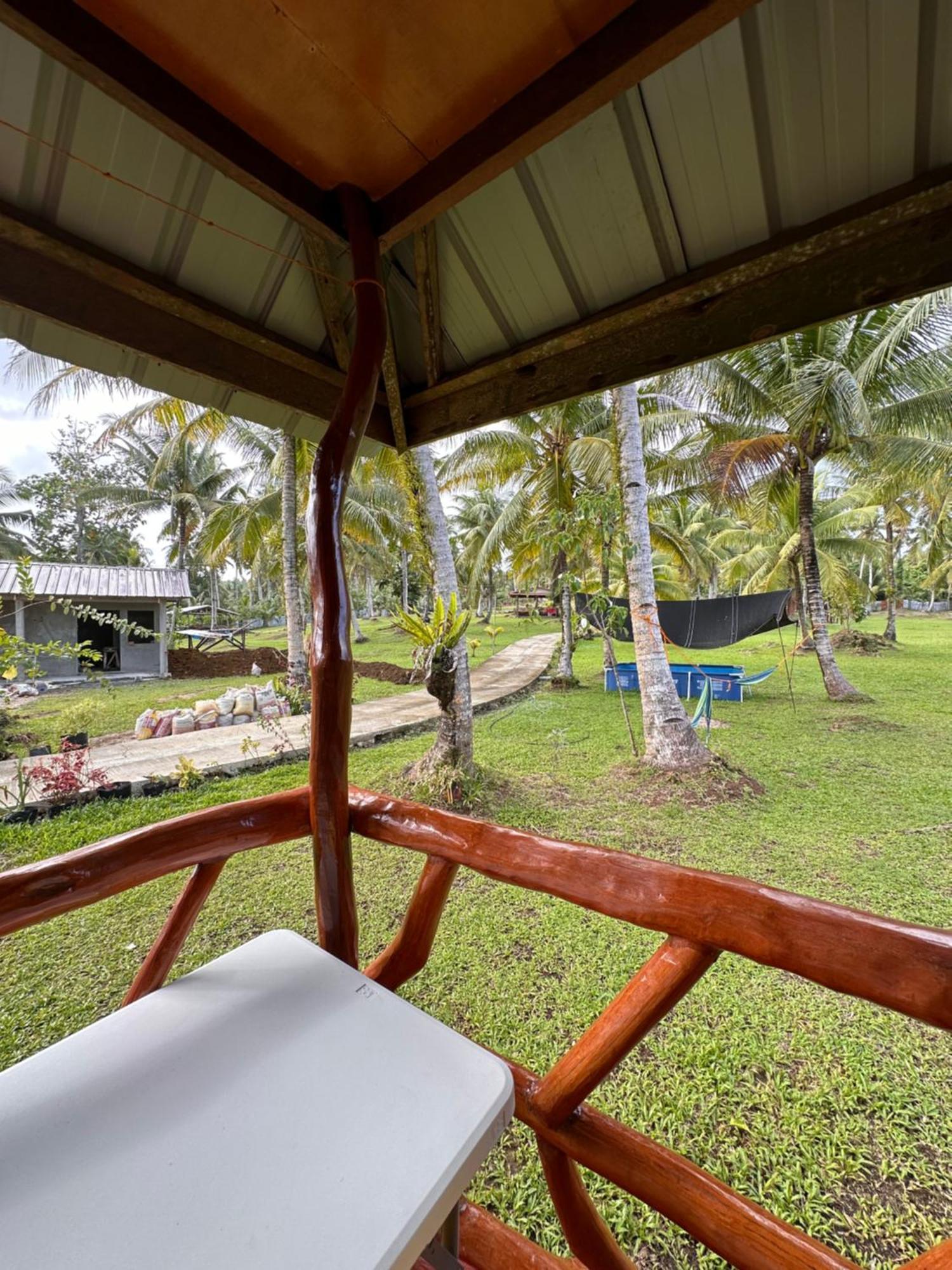 Cris & Mar Homestay Burgos  Eksteriør bilde